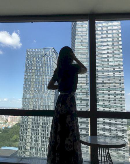 用舌头嘬她的小花蒂的小说_BD韩语神马影院在线