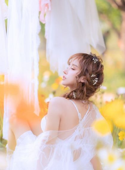 欧美性日韩中一区二区_1080高清迅雷在线观看