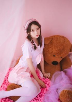 中文字幕制服丝袜第一页_超清超清免费观看